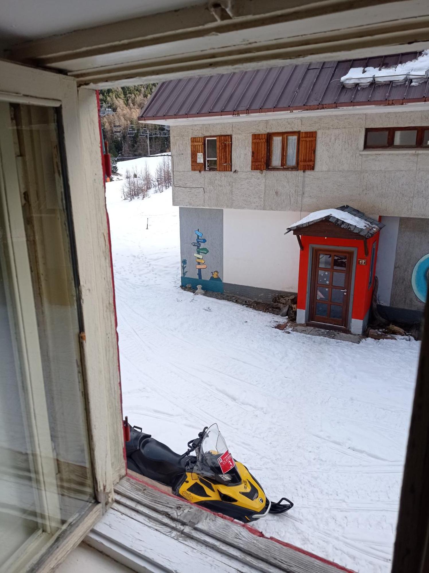 Rifugio La Capanna Hostel Claviere Exterior photo